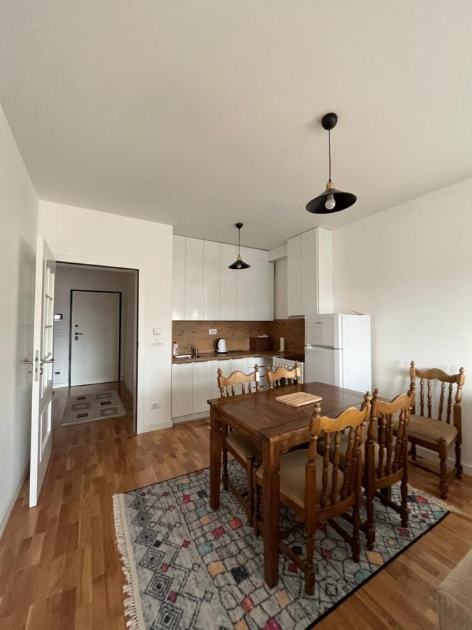 Central Luxury Apartment プリシュティナ エクステリア 写真