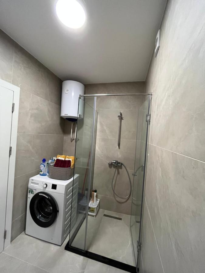 Central Luxury Apartment プリシュティナ エクステリア 写真