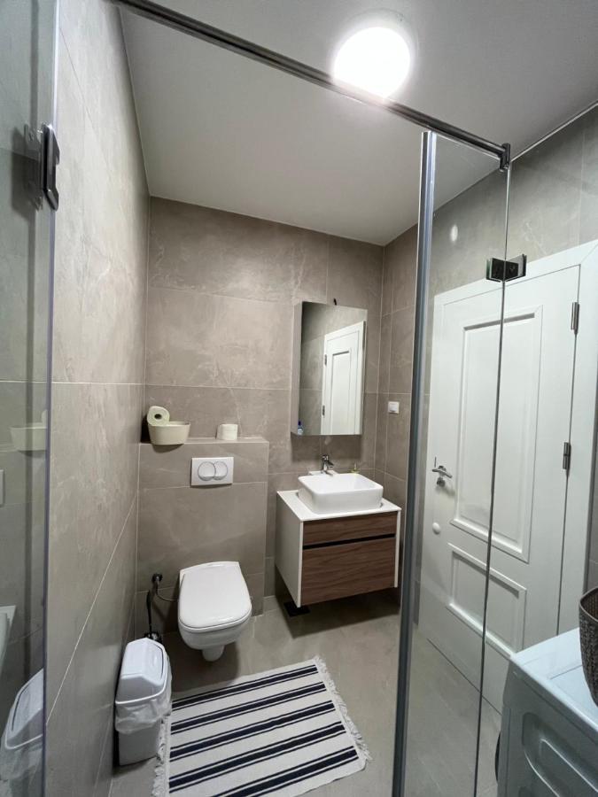 Central Luxury Apartment プリシュティナ エクステリア 写真